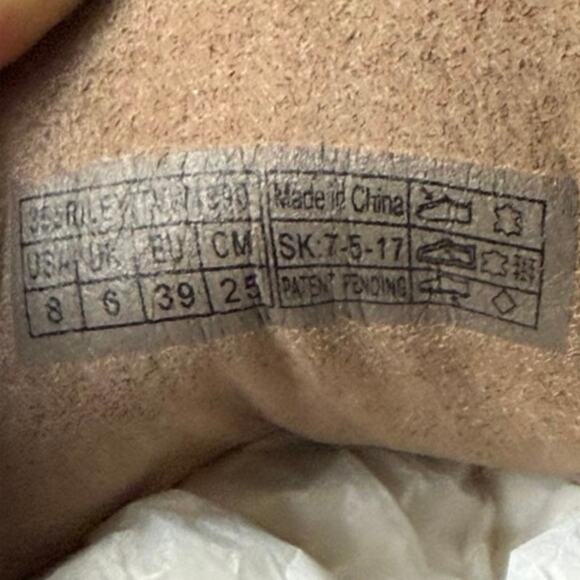 VIONIC tan walking shoe sneaker flat comfy non skid perforated women’s size 8 - Picture 6 of 7